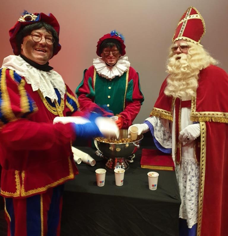 Bekijk deze afbeelding van Wie zijn wij. van  Sinterklaas Gouda